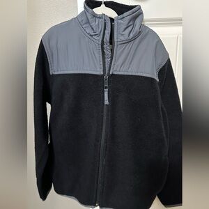 Boys Children's Place Black and Gray Fleece Zip-Up Size Small 5-6